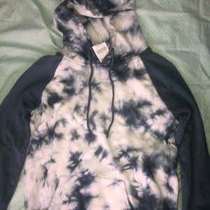 ZUMIEZ Tye Dye Sweatshirt NWT